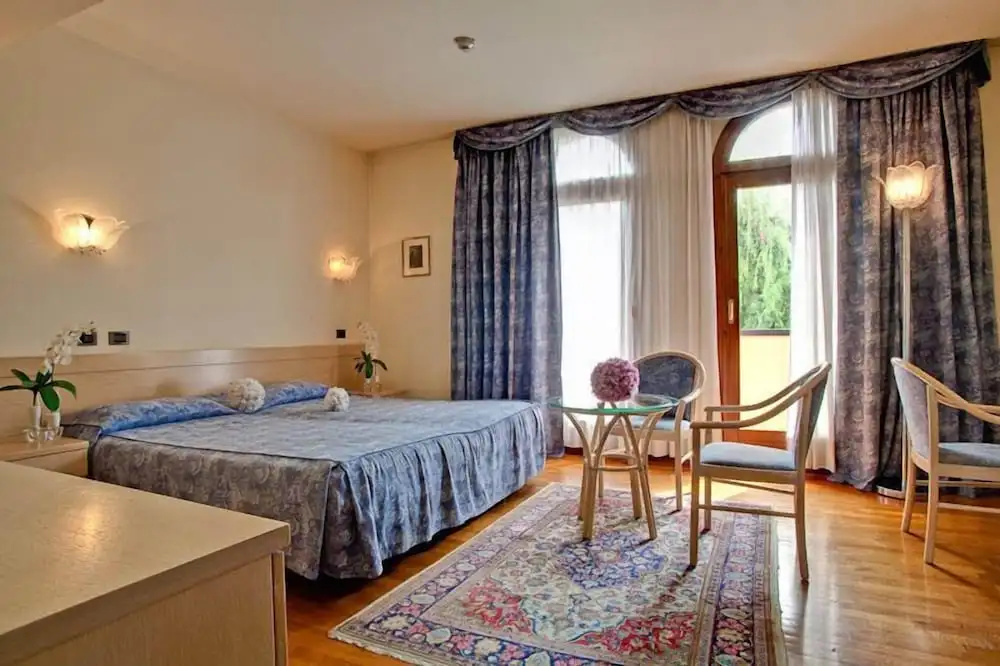 Hotel photo 27