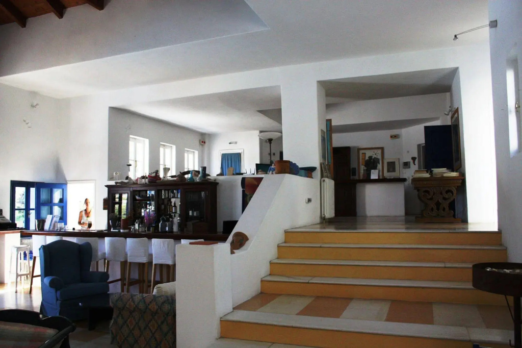 Lefkes Village