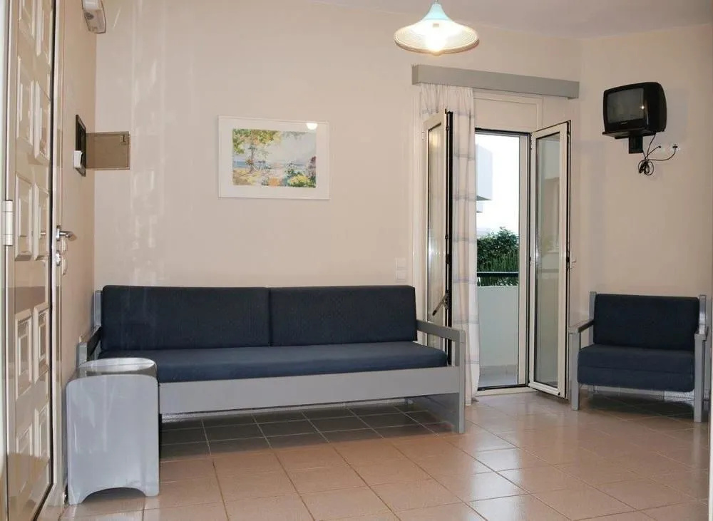 Nicolas Residence