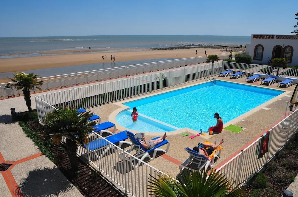 Afficher la photo 7 — Spacious Loire Coastal Stay for 5