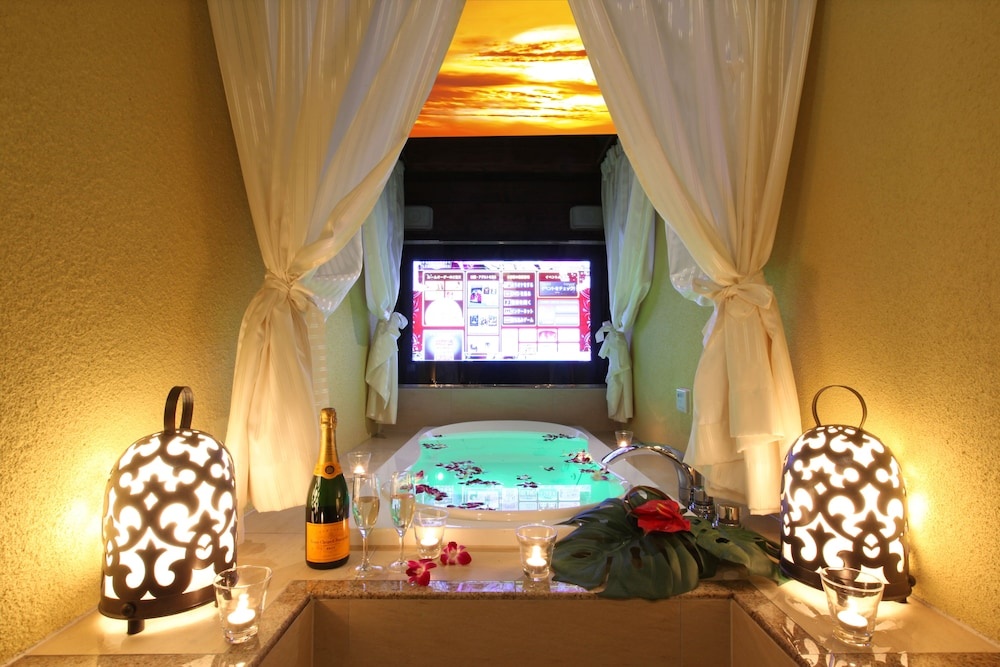 Lusso Croce Urban Resort