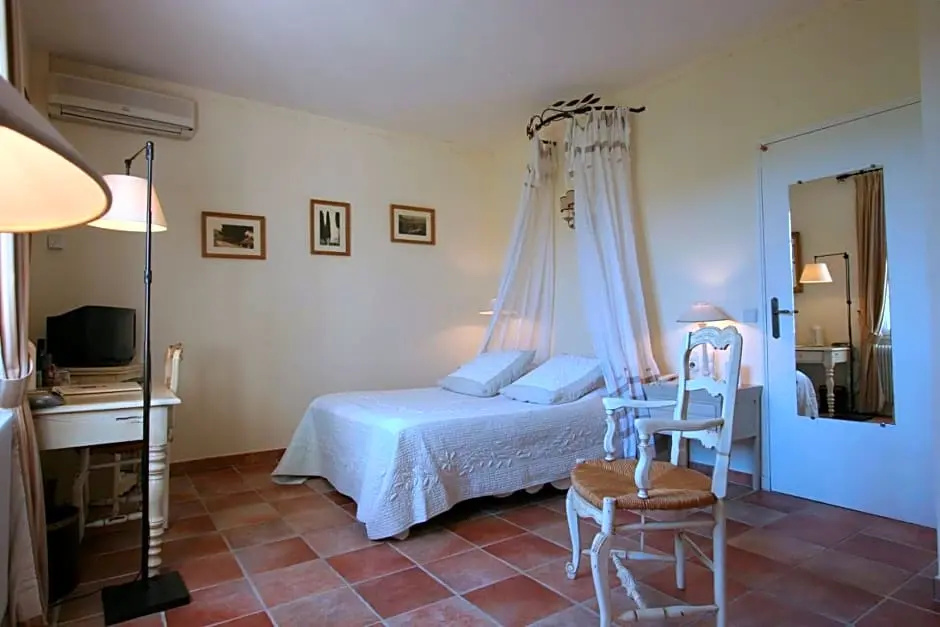 Le Mas des Carassins - Chambres