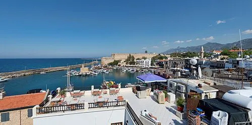 Beach & Waterfront