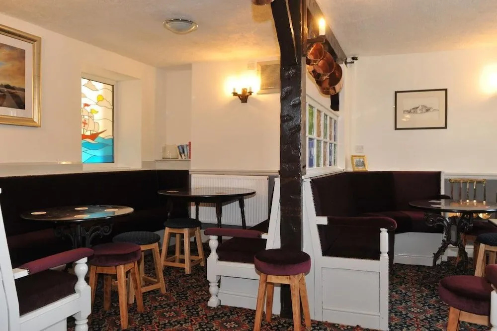 California Hotel - Général