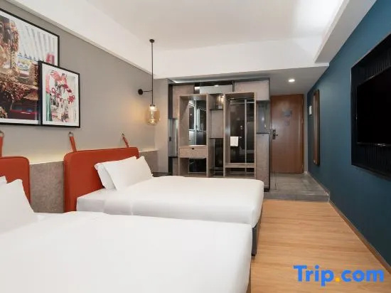 Standard Double room (twin beds)