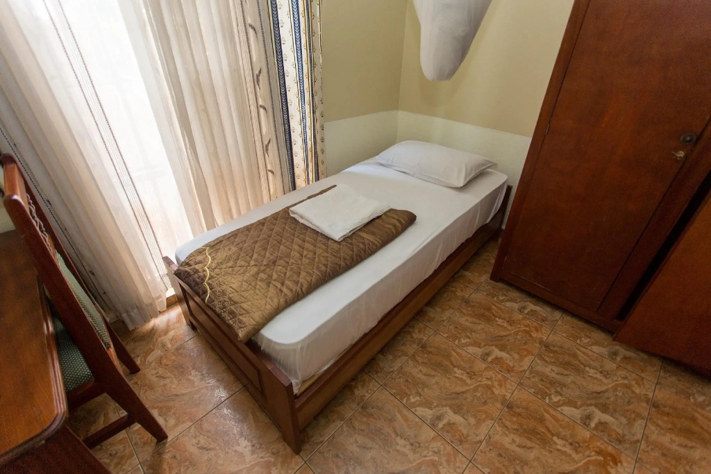 Deluxe Single room