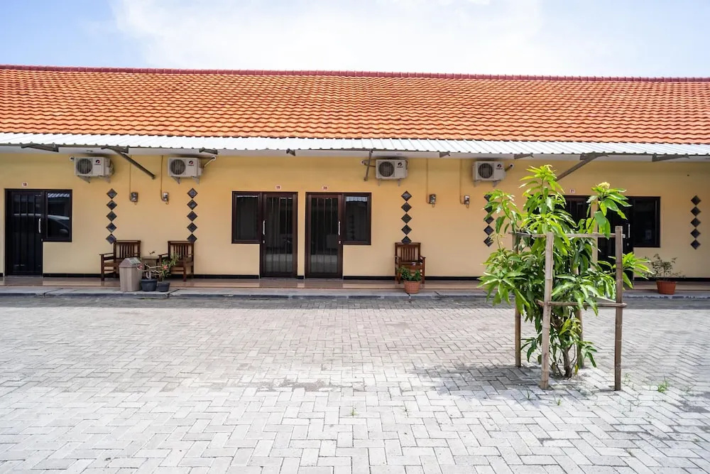 KoolKost Syariah near Transmart Tegal