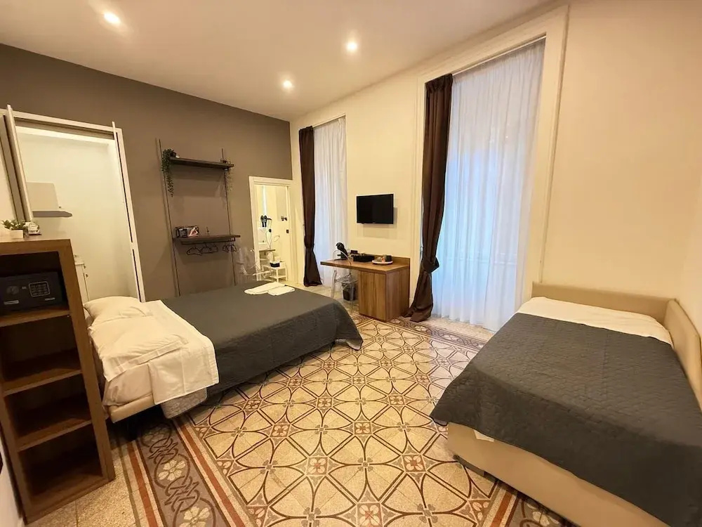 Economy room
