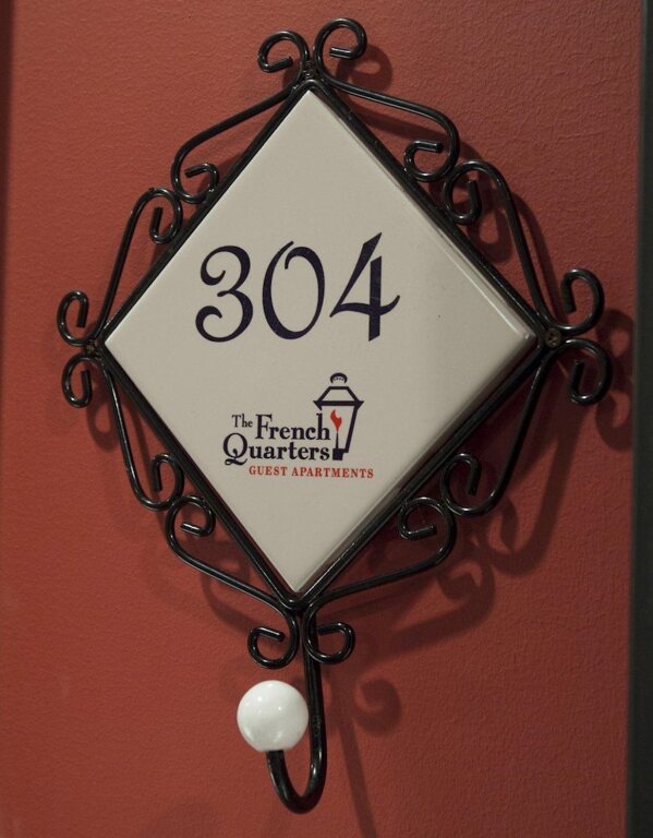 gallery_image_hidden_7