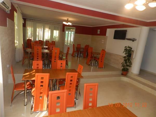 gallery_image_hidden_13