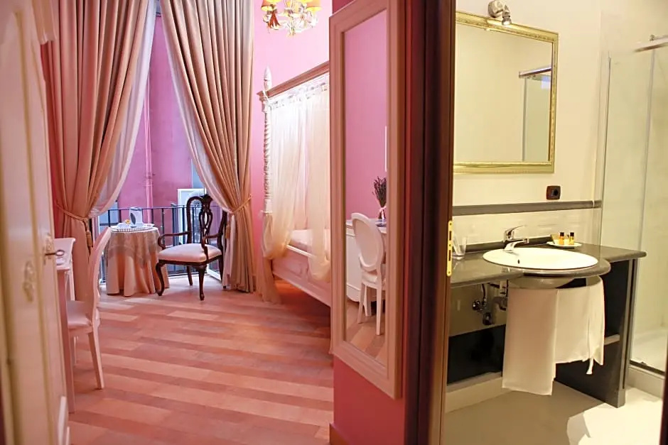 Standard Junior Suite