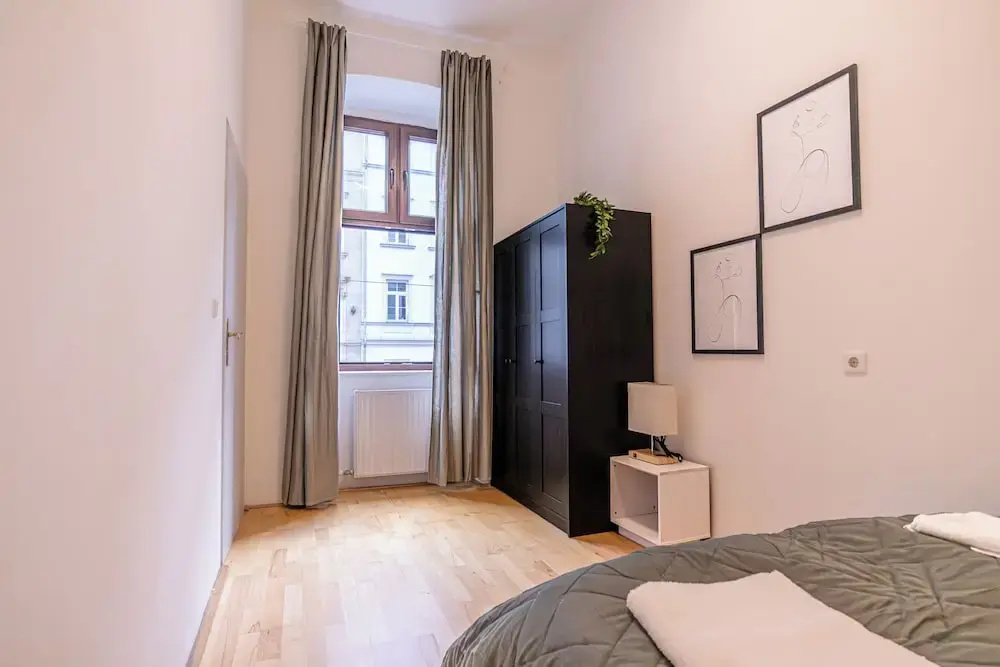 Charming 2BR Apt Vienna Long Stay