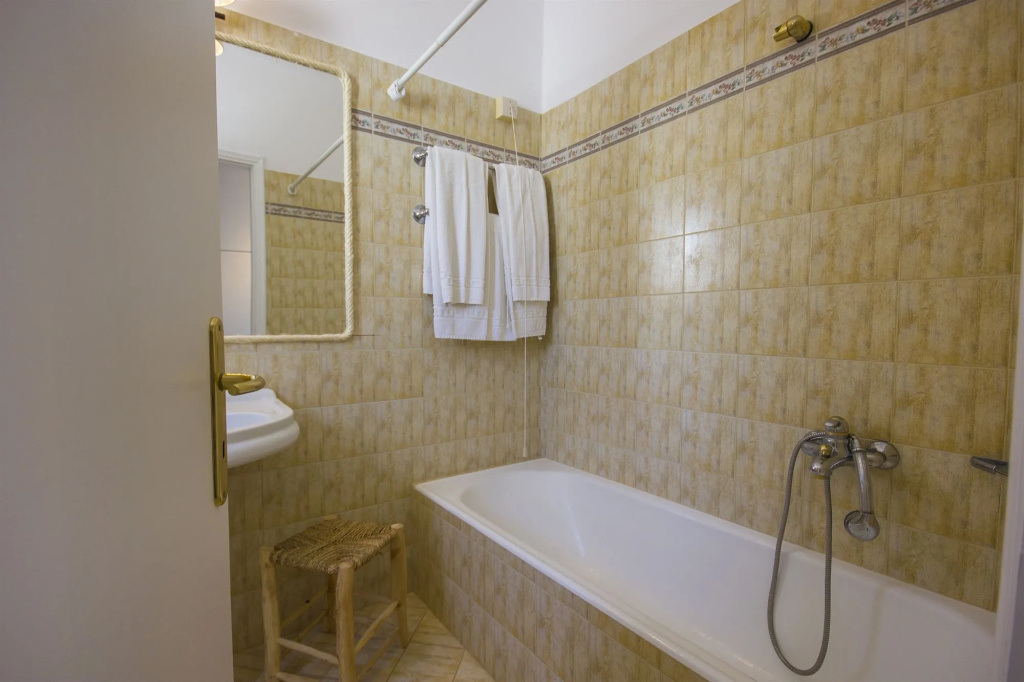 Parosland Hotel - Général