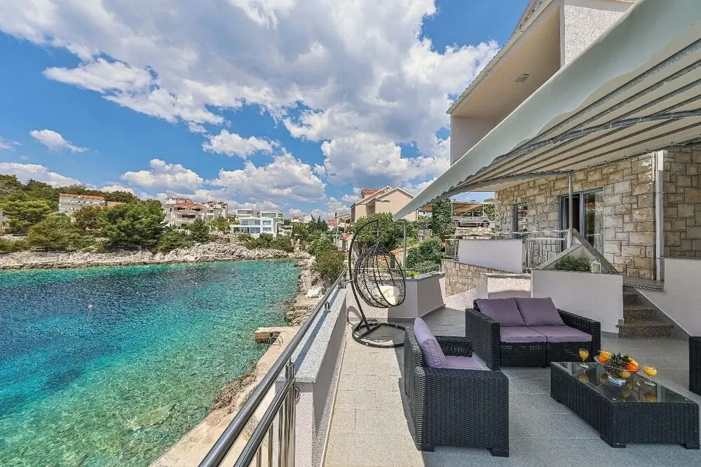 Peros - Heated Pool - H