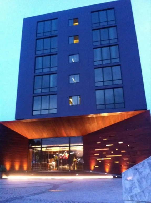 Ton Aoi Grand Hotel