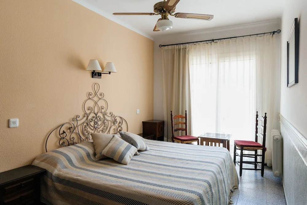 Standard Single room (single bed)