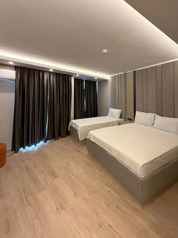 3 Bedrooms Standard Family room with balcony and with city view