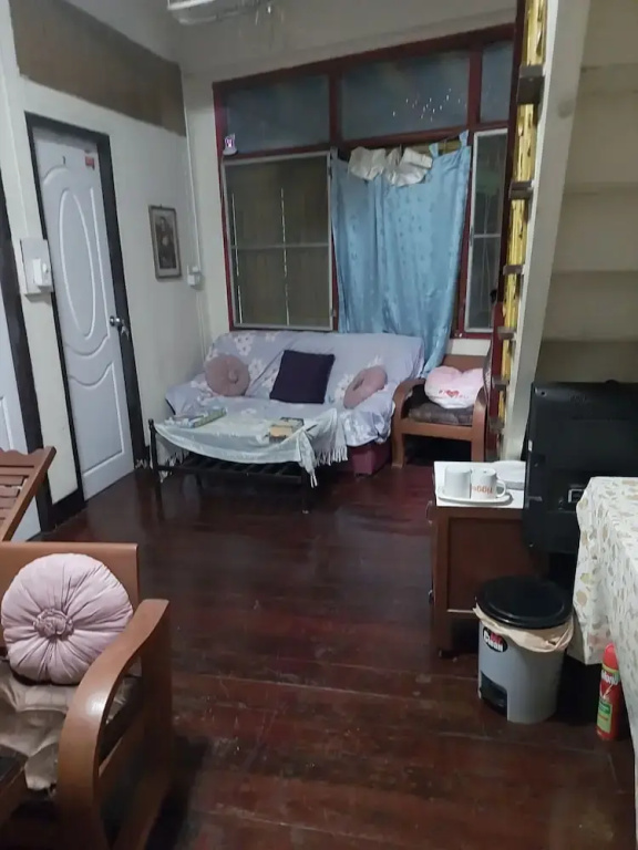 Danee Hostel Room Type - Standard Triple Room