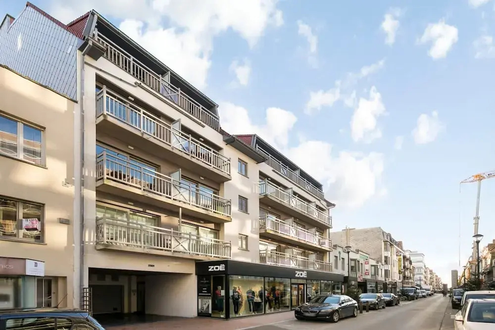 Modern Duplex Apartment Near the Beach
