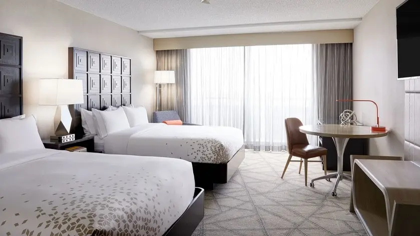 Standard Quadruple Club room