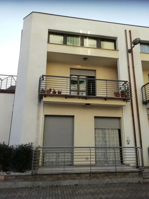 Comfortable attic with parking space in Chiavari