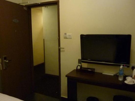Dm Hotel