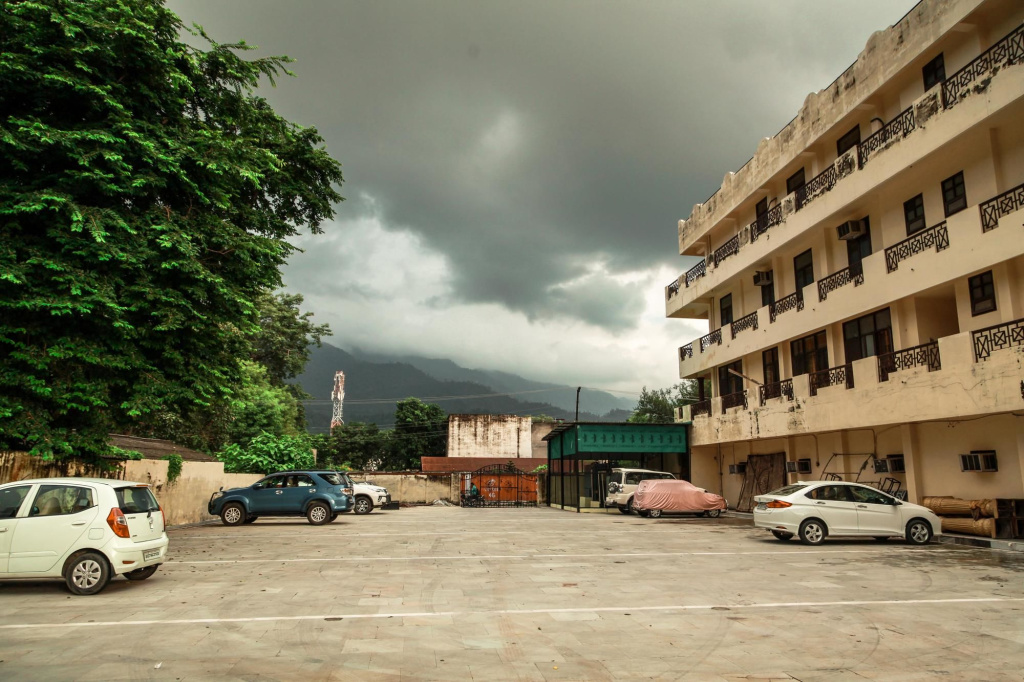Hotel Neeraj Bhawan