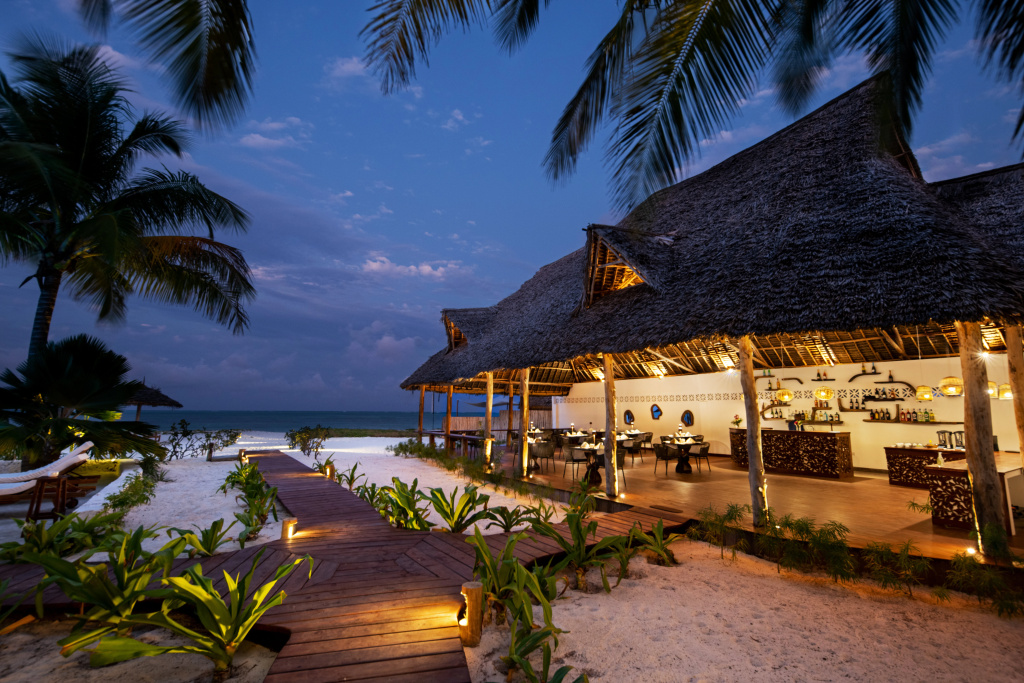 Beach & Waterfront