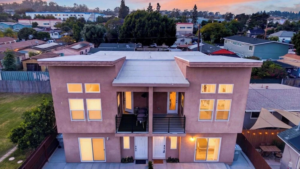 J Street by Avantstay Sun-filled Two-story Home Near Balboa Park + Gaslamp Quarter