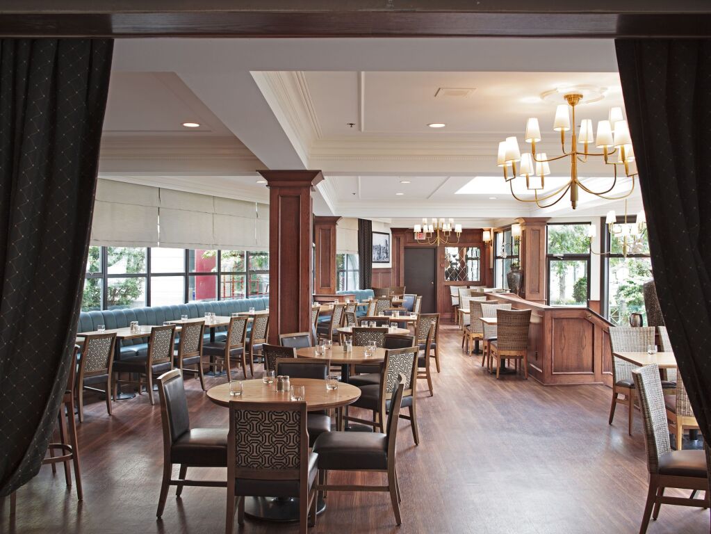 Sylvia Hotel, Restaurant and Lounge by null