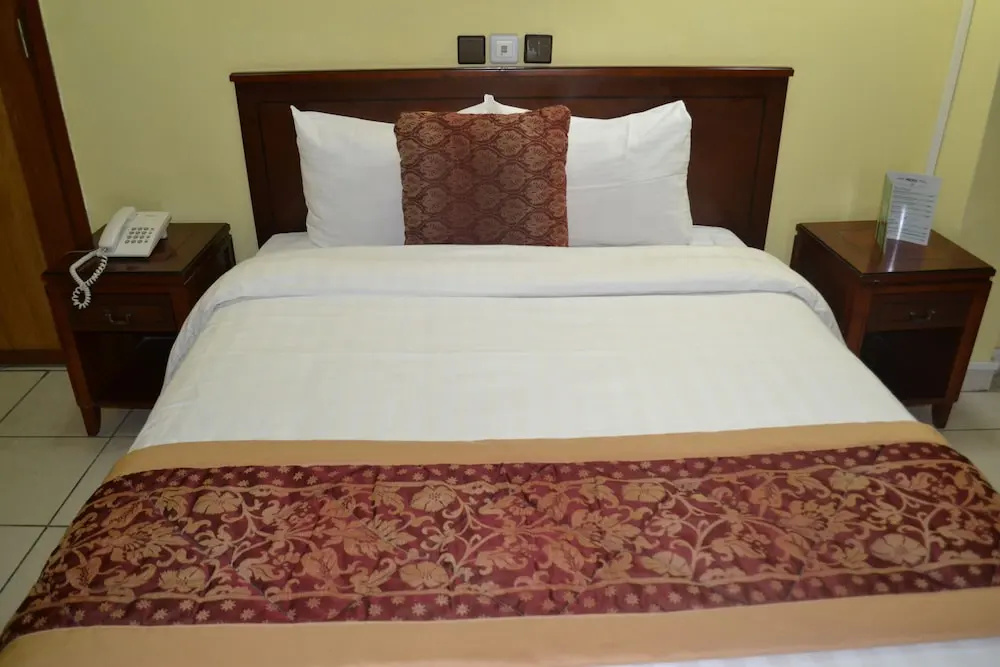 Standard Double room with balcony (full double bed)
