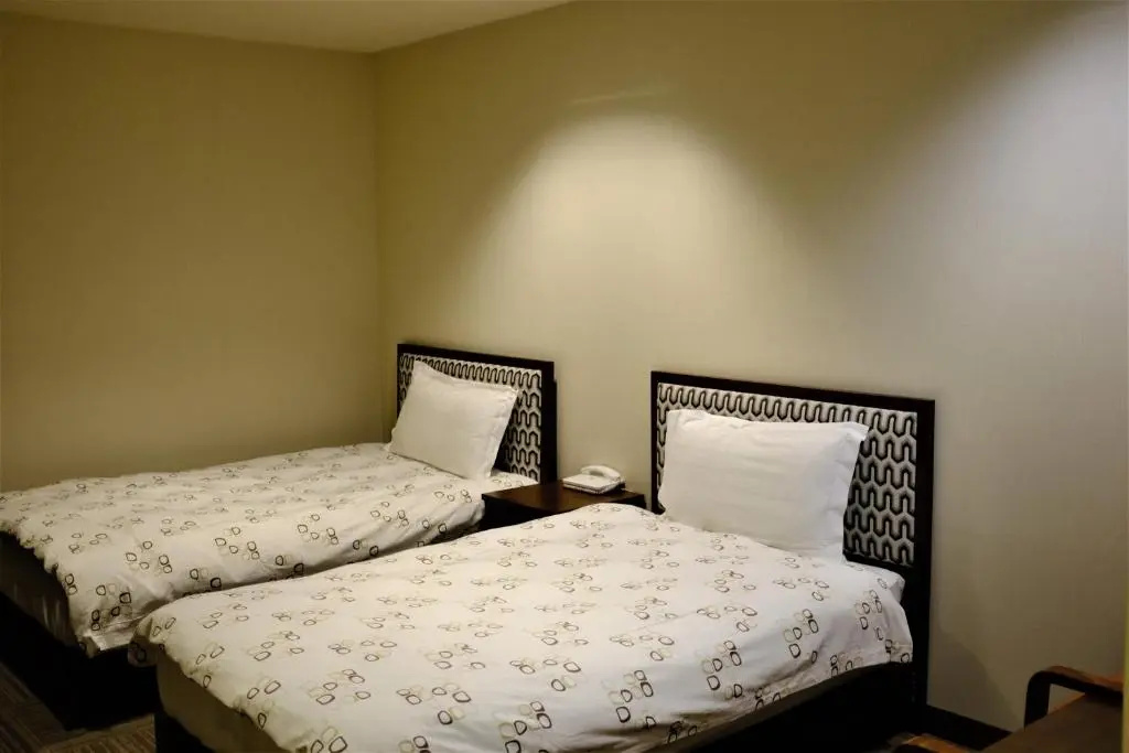 Economy room