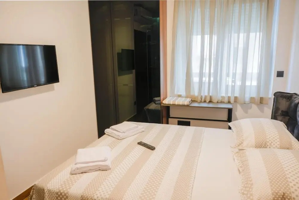 Modern apartment Zeravica with balcony