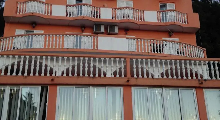 Apartments And Rooms Vujacic