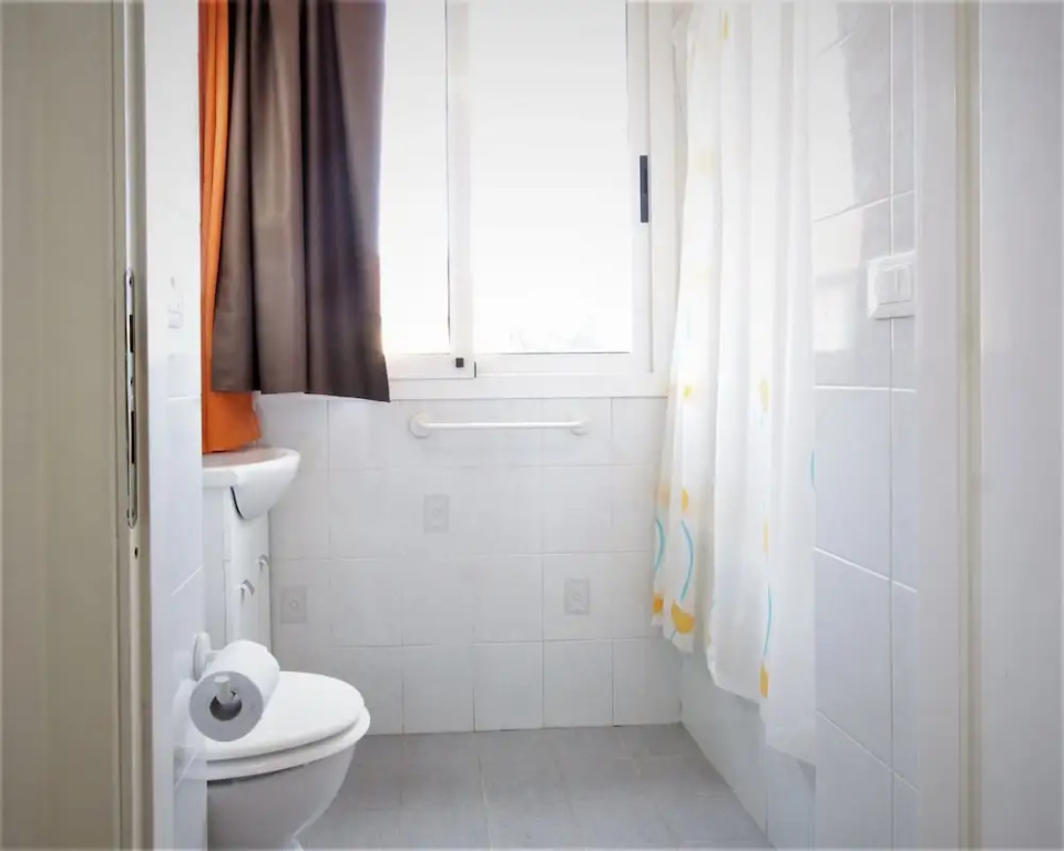 1 Bedroom Comfort Apartment with balcony and with sea view