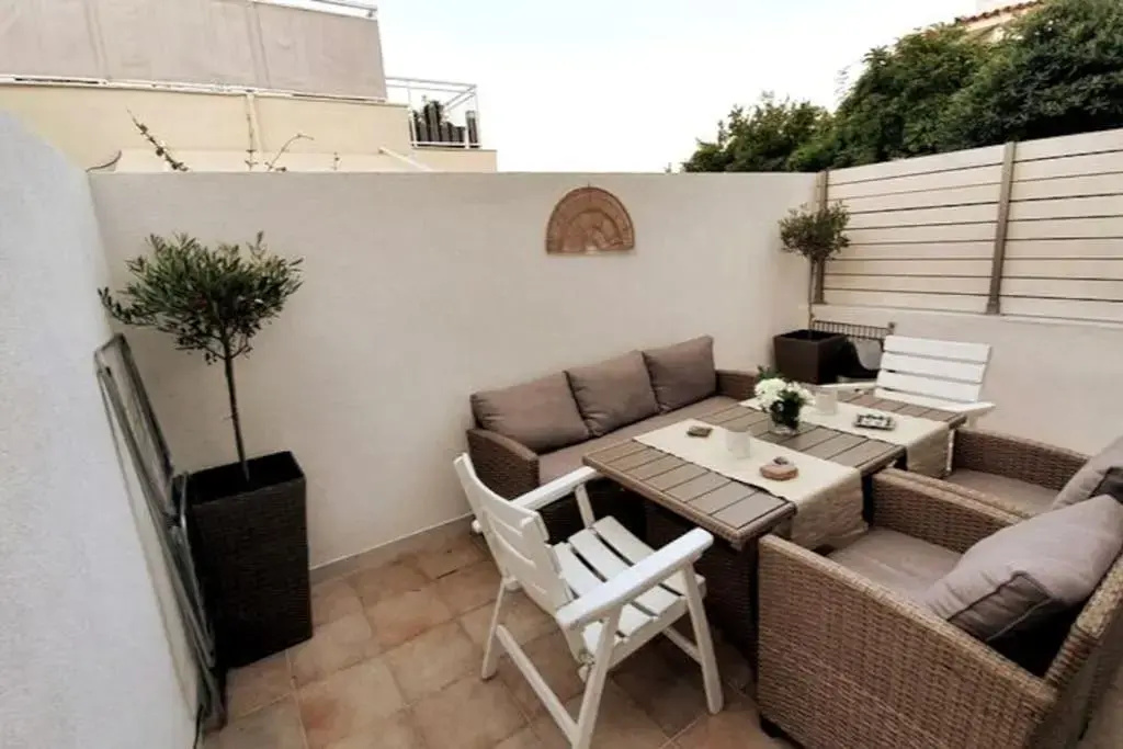 Family & Friends 4-Bedroom beach break!