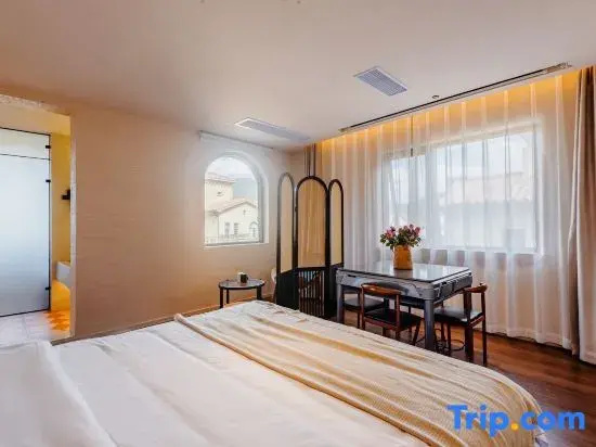 Deluxe Double room (twin beds)