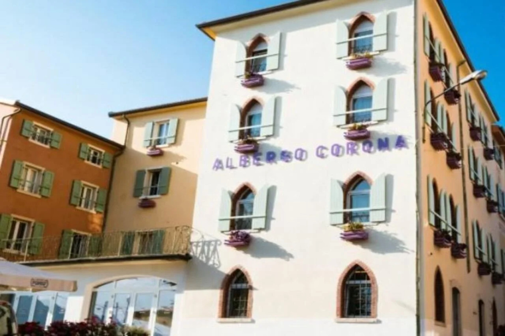 Hotel Corona