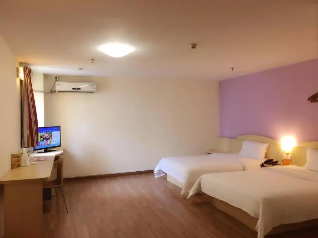 Business Double room (twin beds)