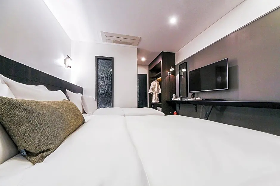 Standard Double room (twin beds)