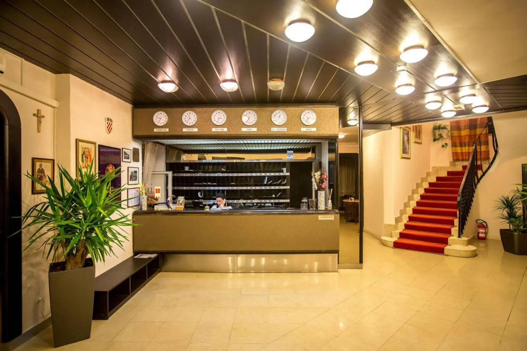 Hotel photo 14