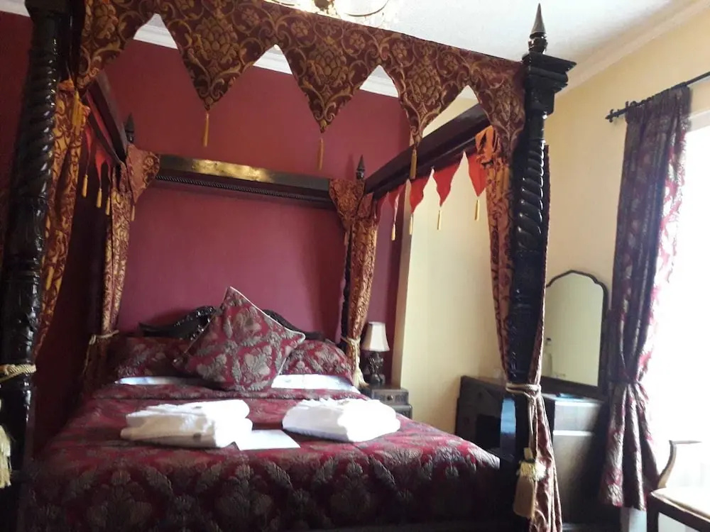 The Red Lion Hotel - Général