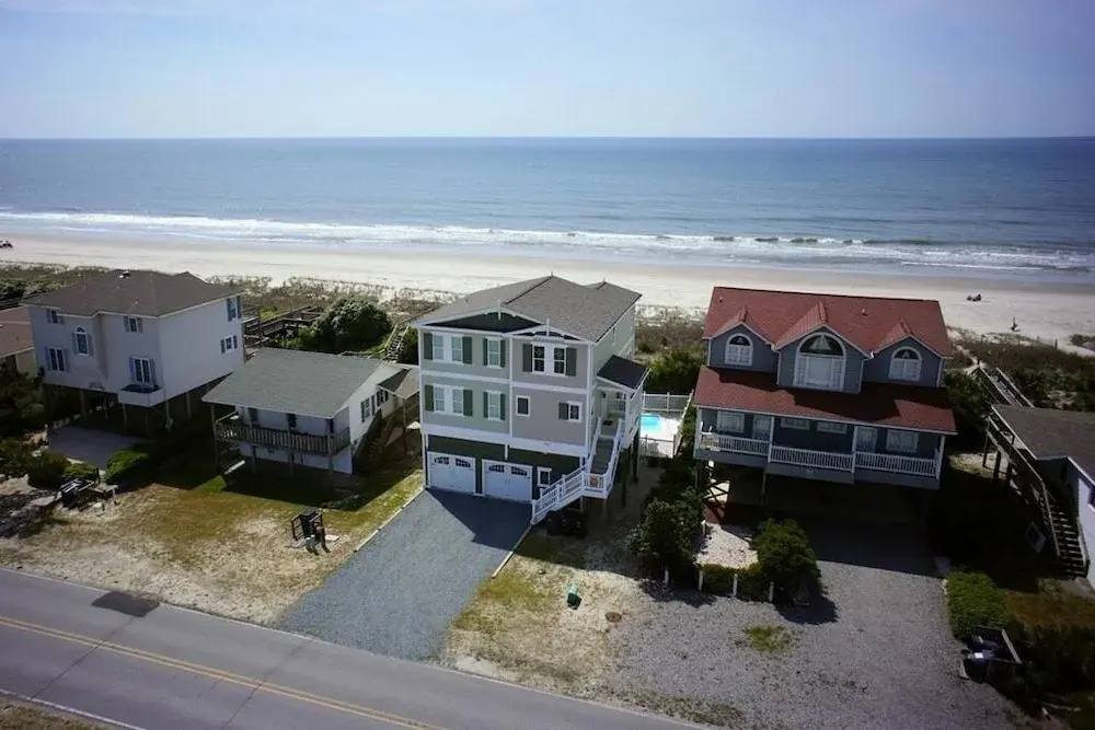R and R By The Sea - 4 Br Home