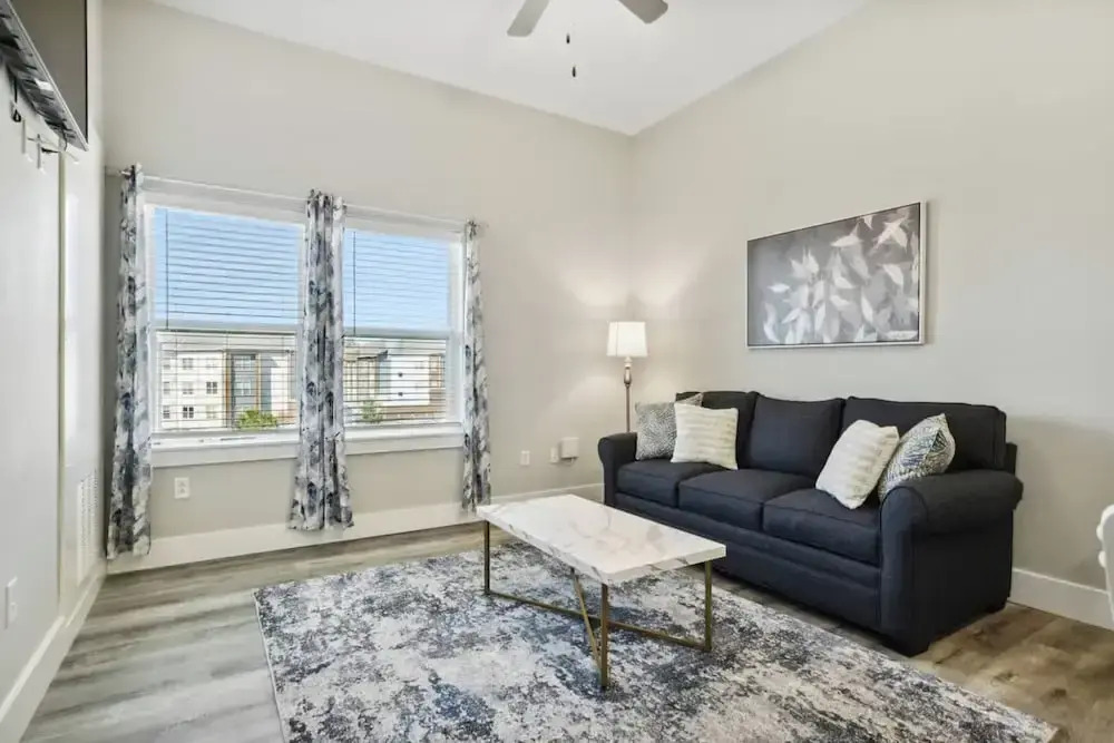 River House Condos — фото 6