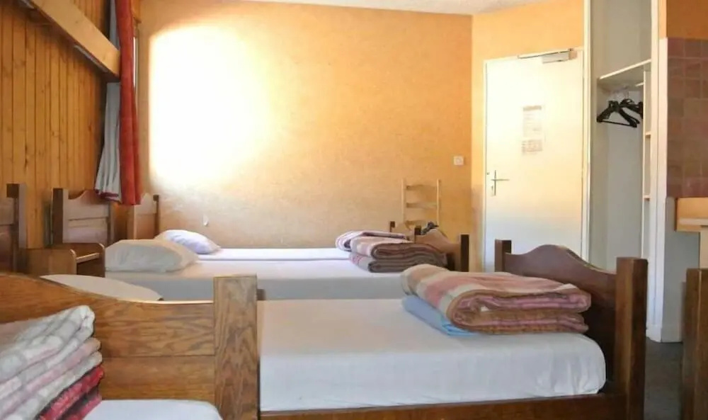 Economy Quadruple room