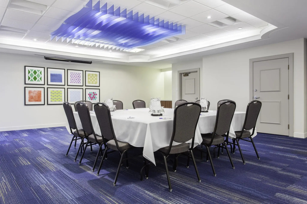 Holiday Inn Express & Suites Mississauga-Toronto Southwest by IHG - Général