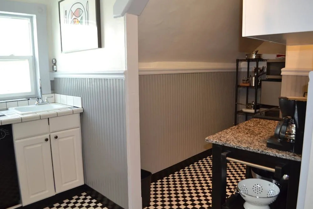 Allston Red House — фото 6