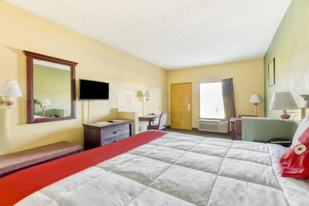 OYO Hotel Grenada West - фото 12