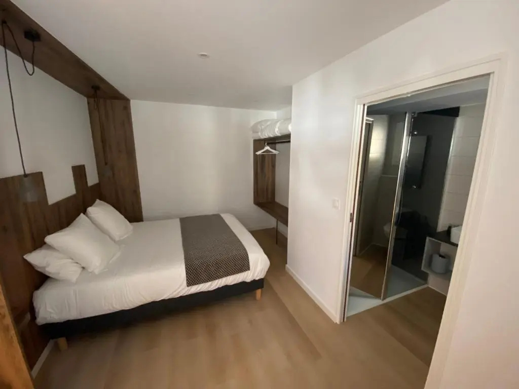 Standard Apartment