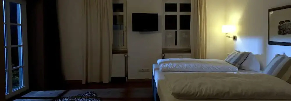 Hotel Landgasthof Zum Weissen Schwanen - Chambres